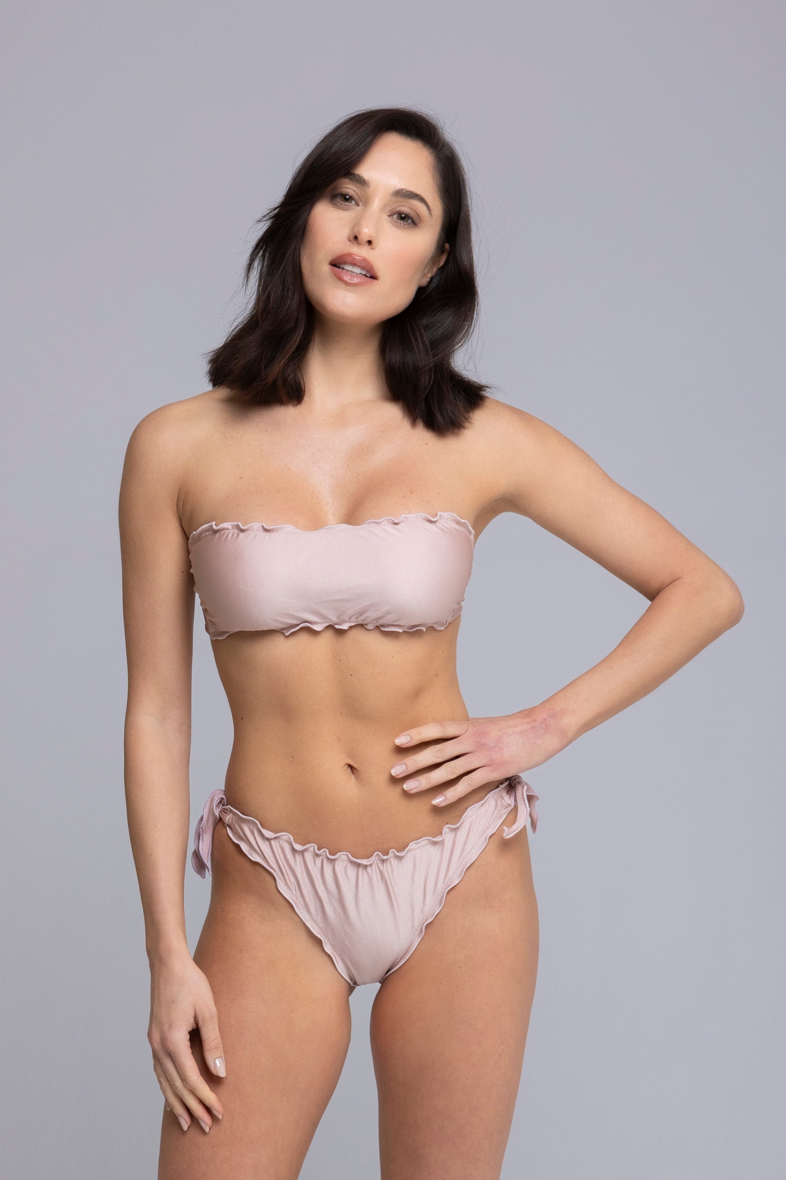 Bikini Frufru rosa carne tinta unita � Wikini